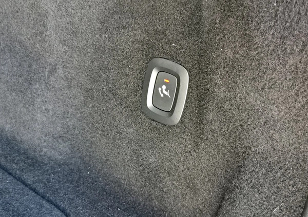 Volvo XC 60 cena 126800 przebieg: 103000, rok produkcji 2019 z Zduny małe 667